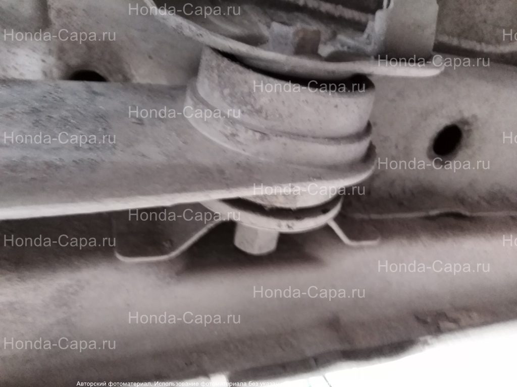 замена сайлентблоков задней балки Honda Capa
